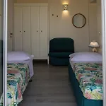 Eolia Sicily Beachfront Appartement Messina