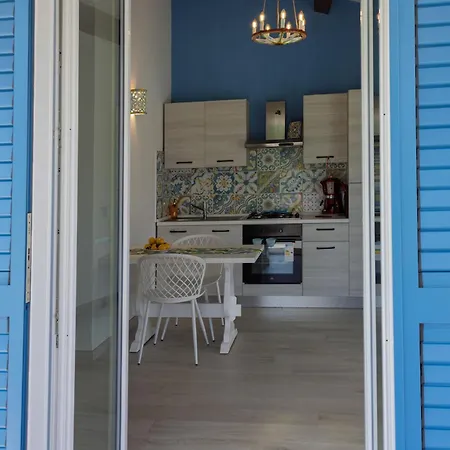 Daire Eolia Sicily Beachfront *
