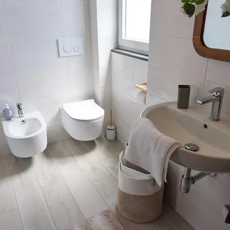 Eolia Sicily Beachfront 公寓 *