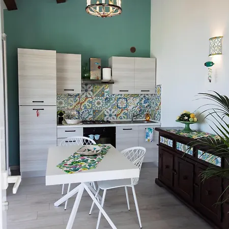 公寓 Eolia Sicily Beachfront *