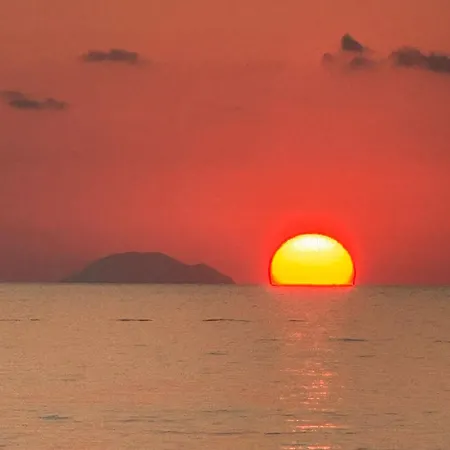Daire Eolia Sicily Beachfront *