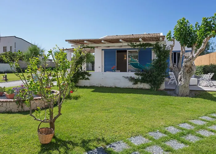 Lägenhet Eolia Sicily Beachfront *
