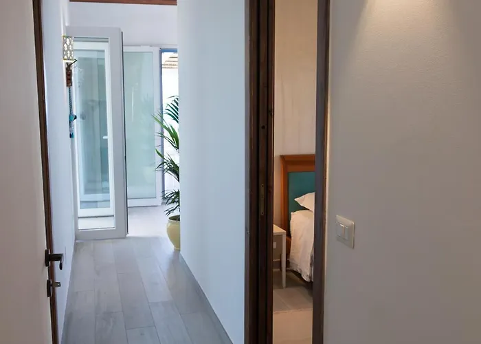 Eolia Sicily Beachfront Lägenhet Messina